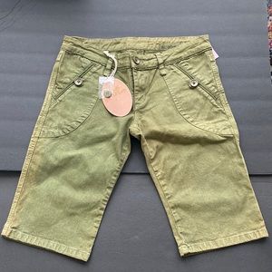 New BCBGirls Ricky Bermuda Twill Dark Olive Size 29 $88
